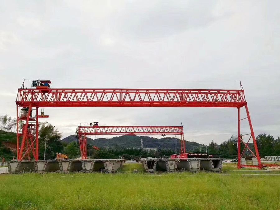 河南起重機(jī)械廠家包頭龍門吊直銷、提梁機(jī)、門式起重機(jī)