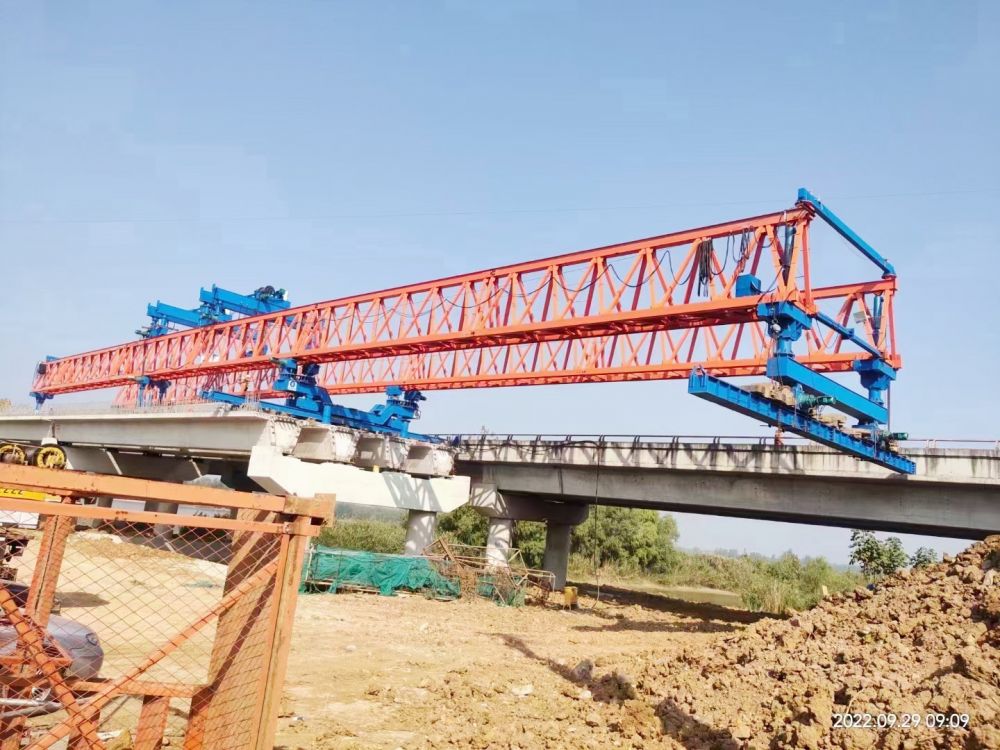 公路架橋機(jī)、鐵路架橋機(jī)、架橋機(jī)廠家生產(chǎn)制造銷售、安裝租賃、維修