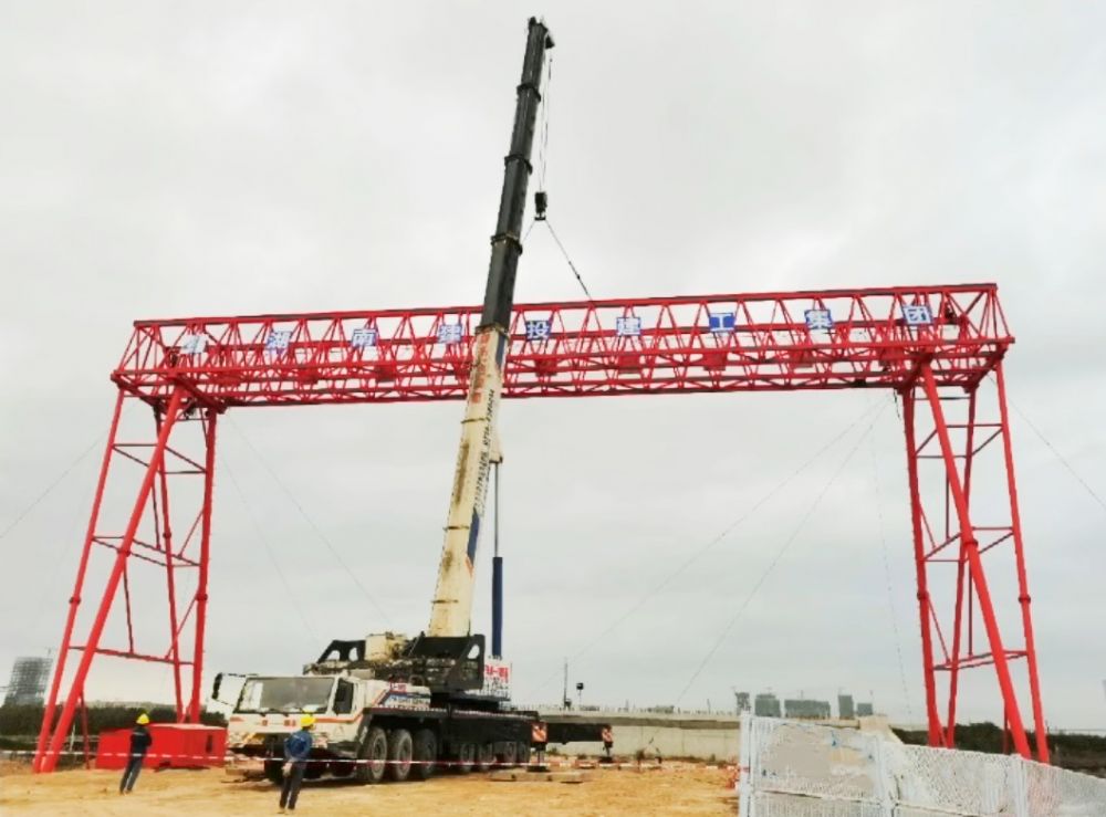 路橋門機(jī)、工程龍門吊、MG桁架門式起重機(jī)、廠家制造安裝維修